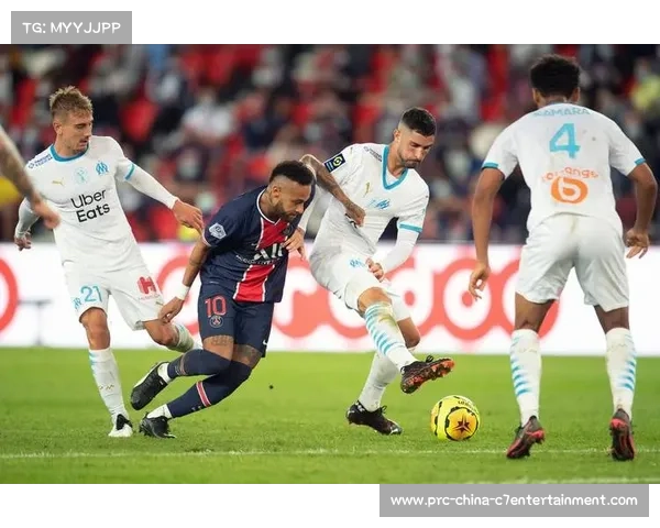 法甲焦点战：里尔主场迎战尼斯上演激烈北方德比对决